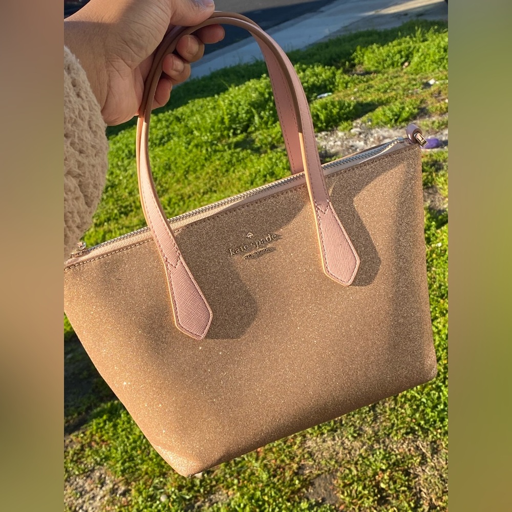 only worn once or twice! Kate spade purse